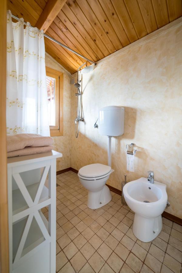 Chalet Tenuta Lacco Furnari Εξωτερικό φωτογραφία